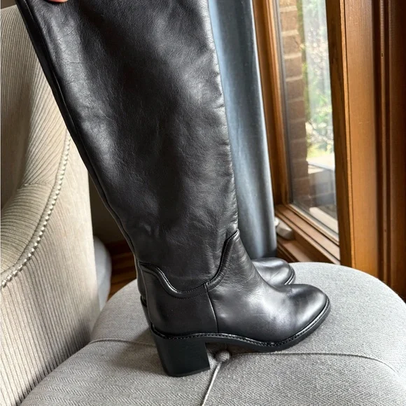 Vince Dani Elegant Black Leather Knee-High Boots - Picture 2 of 9